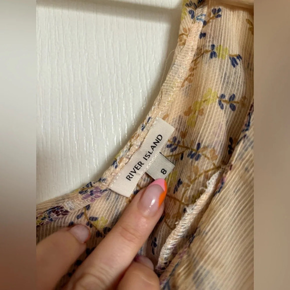 RIVER ISLAND Floral Top - Picture 4 of 5